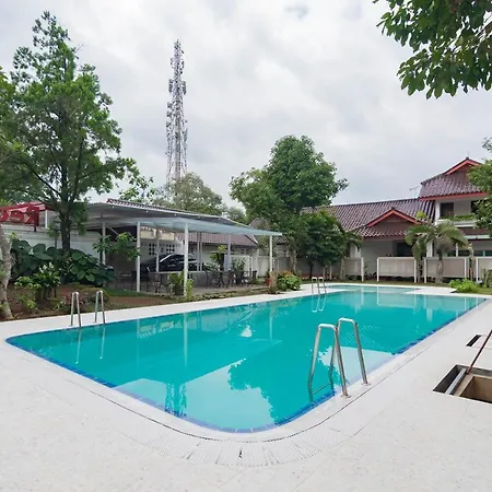 RedDoorz Plus @ Pakuan Residence Tajur-3